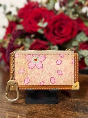 Louis Vuitton Cherry Blossom Key Cles